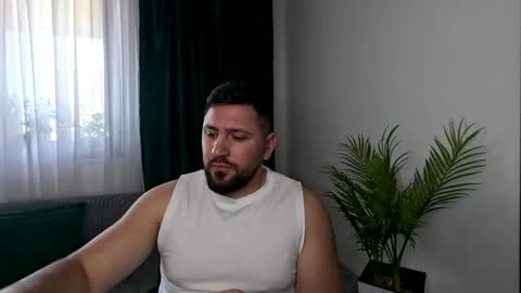 Snapshot of gold_alpha_boy chatting on May 2026 01:05:02 PM gold_alpha_boy online show from May 2026 01:05:02 PM
