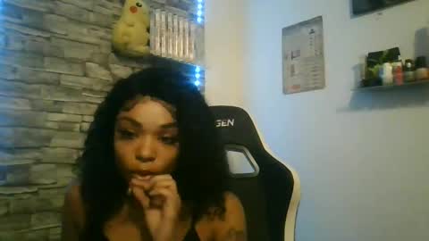 Amethyst online show from October 2025 03:12:02 AM