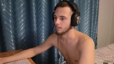 Golden boyyy21 online show from October 2025 02:06:02 PM