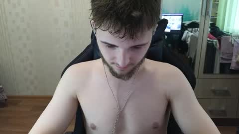 Golden boyyy21 online show from April 2026 01:02:02 PM