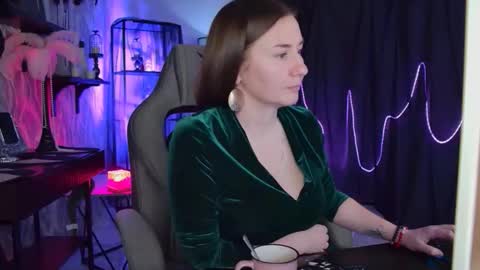 Gloria online show from May 2026 09:28:02 AM