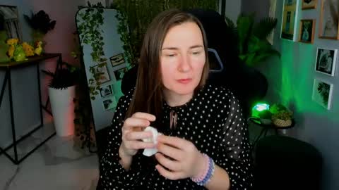 Gloria online show from May 2026 08:43:02 AM