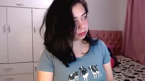 Snapshot of golden_gingerkitty chatting on September 2025 01:18:02 AM golden_gingerkitty online show from September 2025 01:18:02 AM