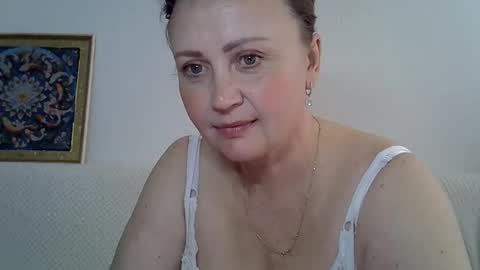 Snapshot of golden_kessie chatting on May 2026 09:17:02 AM golden_kessie online show from May 2026 09:17:02 AM