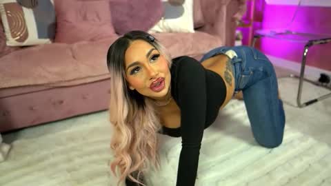 GoldenAmberX online show from March 2026 07:25:02 AM