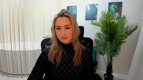 Olivia online show from January 2025 11:44:02 AM