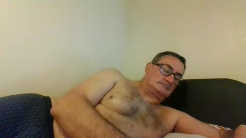 Snapshot of goldenone59 chatting on October 2025 01:43:02 PM goldenone59 online show from October 2025 01:43:02 PM
