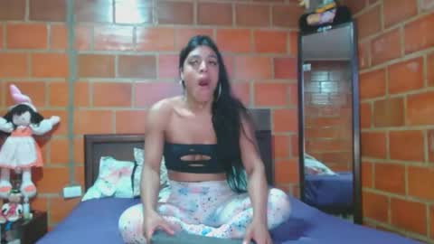 Valentina online show from December 2024 05:15:01 AM