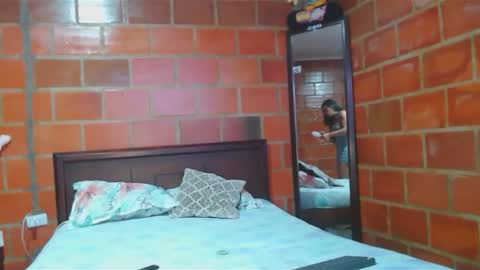 Valentina online show from January 2025 01:56:01 AM