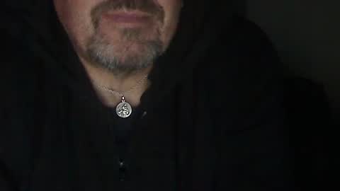 Gomez Addams online show from November 2025 05:13:01 PM