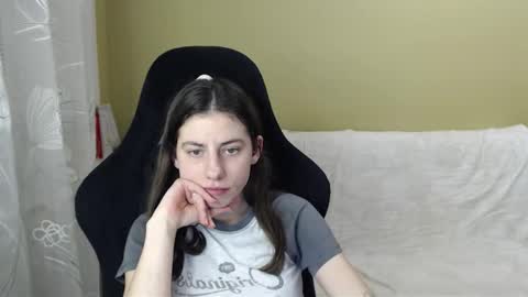 Elizabeth Effie online show from February 2026 05:34:01 PM