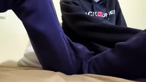 goodboyyy7 online show from December 2025 06:35:02 PM