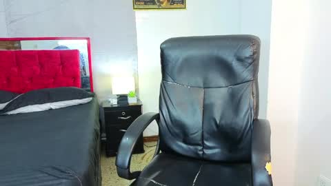 Snapshot of goodgirlxxxl chatting on May 2026 02:19:01 AM Goodgirlxxxl online show from May 2026 02:19:01 AM