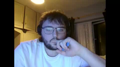 Snapshot of goonerpiggie chatting on October 2025 07:35:02 PM goonerpiggie online show from October 2025 07:35:02 PM