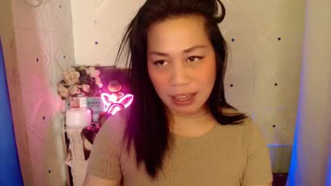 Rica online show from March 2025 09:59:02 PM