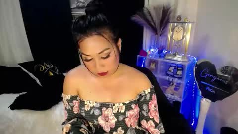 Snapshot of gorgeous_rica chatting on October 2025 02:02:05 AM Rica online show from October 2025 02:02:05 AM