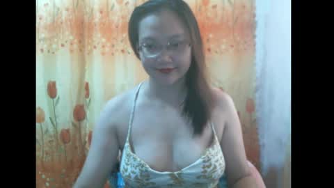 gorgeousmama online show from February 2025 03:15:02 AM
