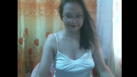 gorgeousmama online show from October 2025 04:48:01 AM