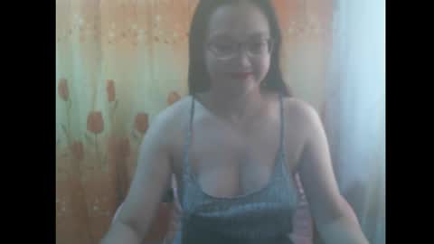 Snapshot of gorgeousmama chatting on December 2025 01:54:01 AM gorgeousmama online show from December 2025 01:54:01 AM