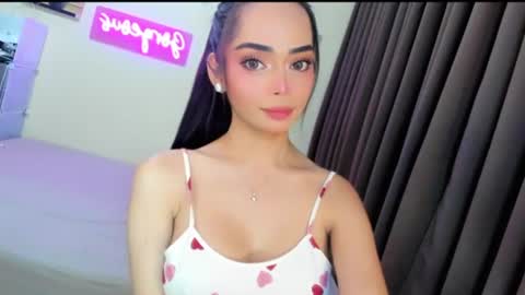 Snapshot of gorgeoustransgirl chatting on July 2026 07:31:02 PM Emmy online show from July 2026 07:31:02 PM