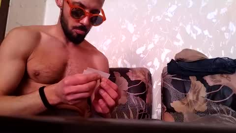 Snapshot of goshawk3 chatting on February 2025 09:01:01 AM Gos Hawk online show from February 2025 09:01:01 AM