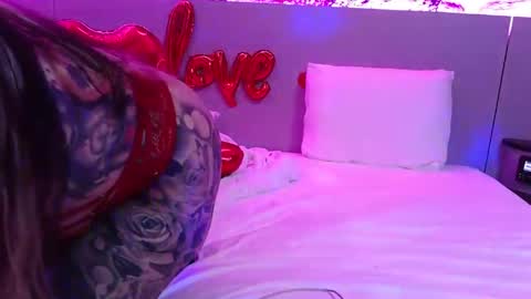 gothbaby305 online show from February 2026 06:10:01 AM