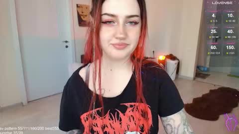Snapshot of gothkittys chatting on December 2025 08:31:02 AM traumfrau Kira angel face devil eyes I SELL A LOT VIDEO IN GALLERY online show from December 2025 08:31:02 AM
