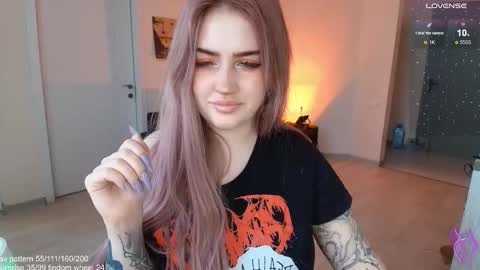 Snapshot of gothkittys chatting on February 2026 07:23:01 AM traumfrau Kira angel face devil eyes I SELL A LOT VIDEO IN GALLERY online show from February 2026 07:23:01 AM