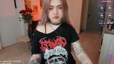 Snapshot of gothkittys chatting on February 2026 10:34:02 AM traumfrau Kira angel face devil eyes I SELL A LOT VIDEO IN GALLERY online show from February 2026 10:34:02 AM