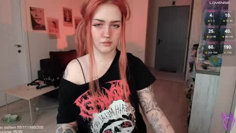 Snapshot of gothkittys chatting on May 2026 11:28:01 AM traumfrau Kira angel face devil eyes I SELL A LOT VIDEO IN GALLERY online show from May 2026 11:28:01 AM