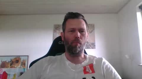 Snapshot of gottalop chatting on May 2026 11:07:02 AM gottalop online show from May 2026 11:07:02 AM