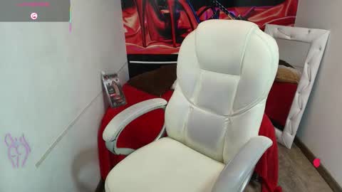 Grace  online show from October 2025 07:02:01 PM