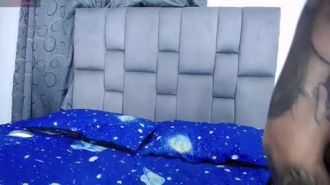 grace_and_shawn online show from October 2025 09:49:01 AM