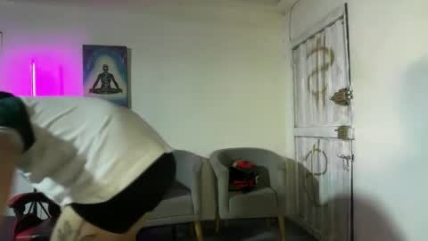 Snapshot of grace_davine chatting on June 2026 05:09:02 AM grace_davine online show from June 2026 05:09:02 AM