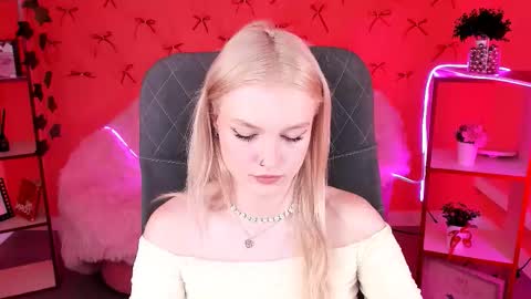 Grace Glamour online show from November 2025 05:50:02 AM