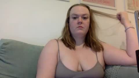 Snapshot of graceloves69 chatting on June 2026 09:46:01 AM Grace Loves online show from June 2026 09:46:01 AM