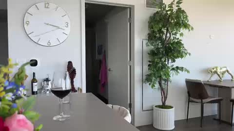 Gracie Mae online show from September 2025 08:20:02 PM