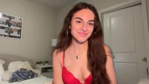 Snapshot of graciesmith27 chatting on December 2024 03:41:01 AM Gracie Smith online show from December 2024 03:41:01 AM