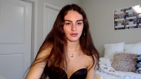 Snapshot of graciesmith27 chatting on January 2025 07:53:02 PM Gracie Smith online show from January 2025 07:53:02 PM