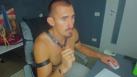 Snapshot of gradycruz chatting on June 2026 10:48:02 AM GradyCruz online show from June 2026 10:48:02 AM