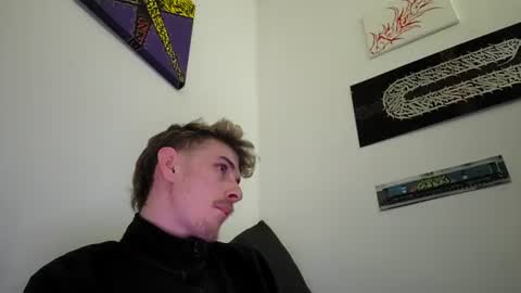 Snapshot of graff4 chatting on December 2024 03:49:02 PM Smallcom online show from December 2024 03:49:02 PM