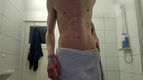 Snapshot of graff4 chatting on January 2025 10:08:01 PM Smallcom online show from January 2025 10:08:01 PM