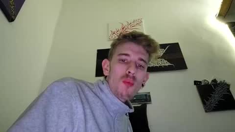 Snapshot of graff4 chatting on January 2025 06:49:01 PM Smallcom online show from January 2025 06:49:01 PM