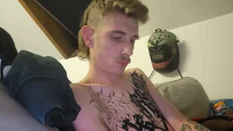 Snapshot of graff4 chatting on October 2025 08:54:02 PM Smallcom online show from October 2025 08:54:02 PM