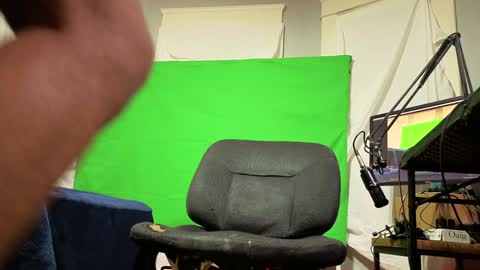 Snapshot of grandenegropolla chatting on January 2025 12:18:01 AM LOADS OF VIDS ONLY online show from January 2025 12:18:01 AM