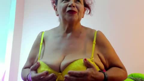 Mi Name is violeta  online show from January 2025 01:39:02 AM