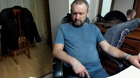 Anthony online show from March 2025 06:34:01 PM