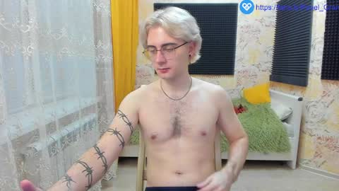 Pavel Grant online show from February 2025 10:02:01 PM