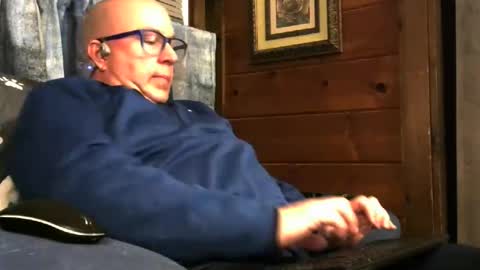 granitebuckeye1969 online show from November 2025 12:10:02 AM