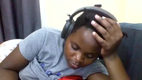 Snapshot of grannylover_ chatting on November 2025 08:42:01 PM grannylover_ online show from November 2025 08:42:01 PM